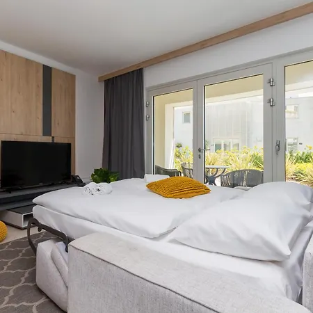 דירה Azur With Sea View אומאג