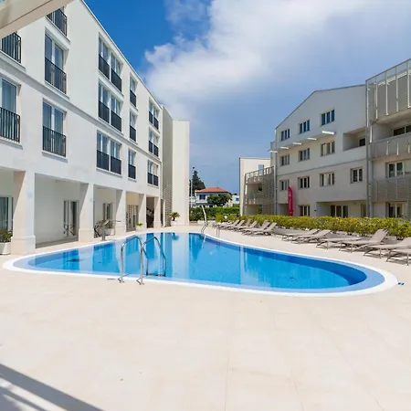 דירה Azur With Sea View אומאג