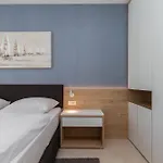 Azur With Sea View * Umag